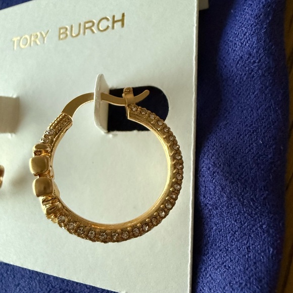 TORY BURCH Eleanor Pavé Crystal Gold Plated Hoop Earrings. - Picture 2 of 5